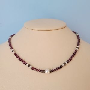 Garnet bead necklace designed with pearls. Handmade.